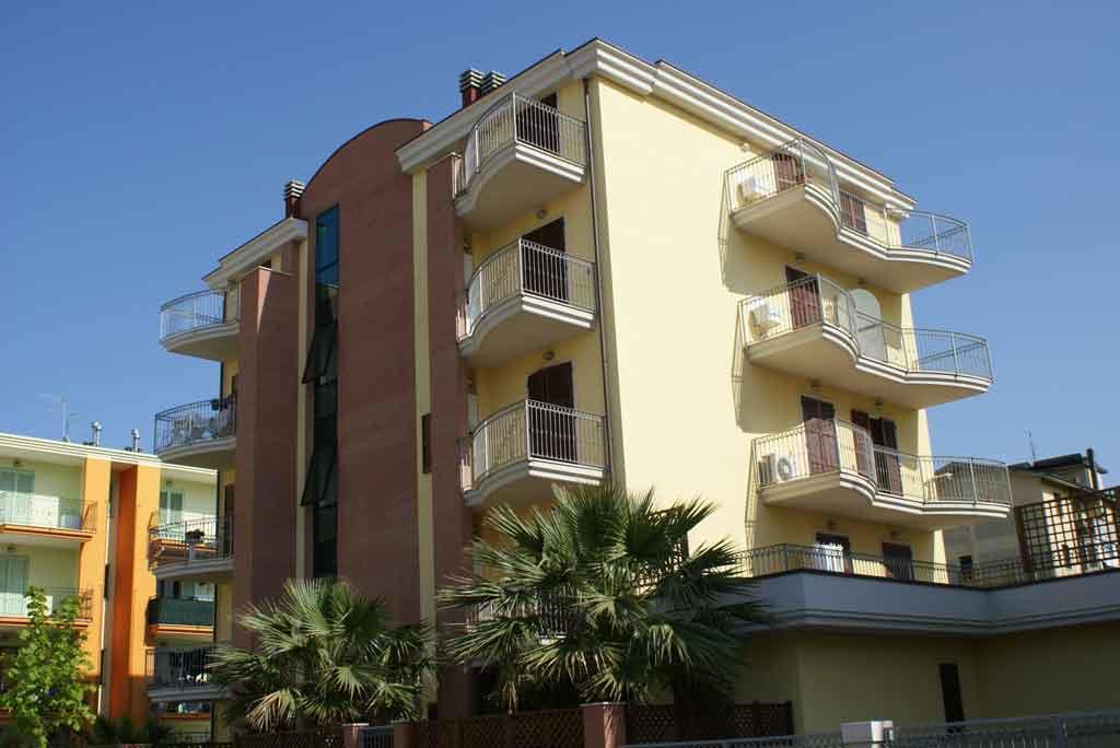 Апартаменты Casa Giardino Сан-Бенедетто-дель-Тронто Экстерьер фото
