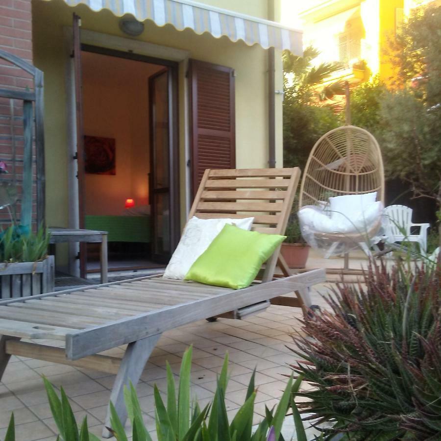 Апартаменты Casa Giardino Сан-Бенедетто-дель-Тронто Экстерьер фото